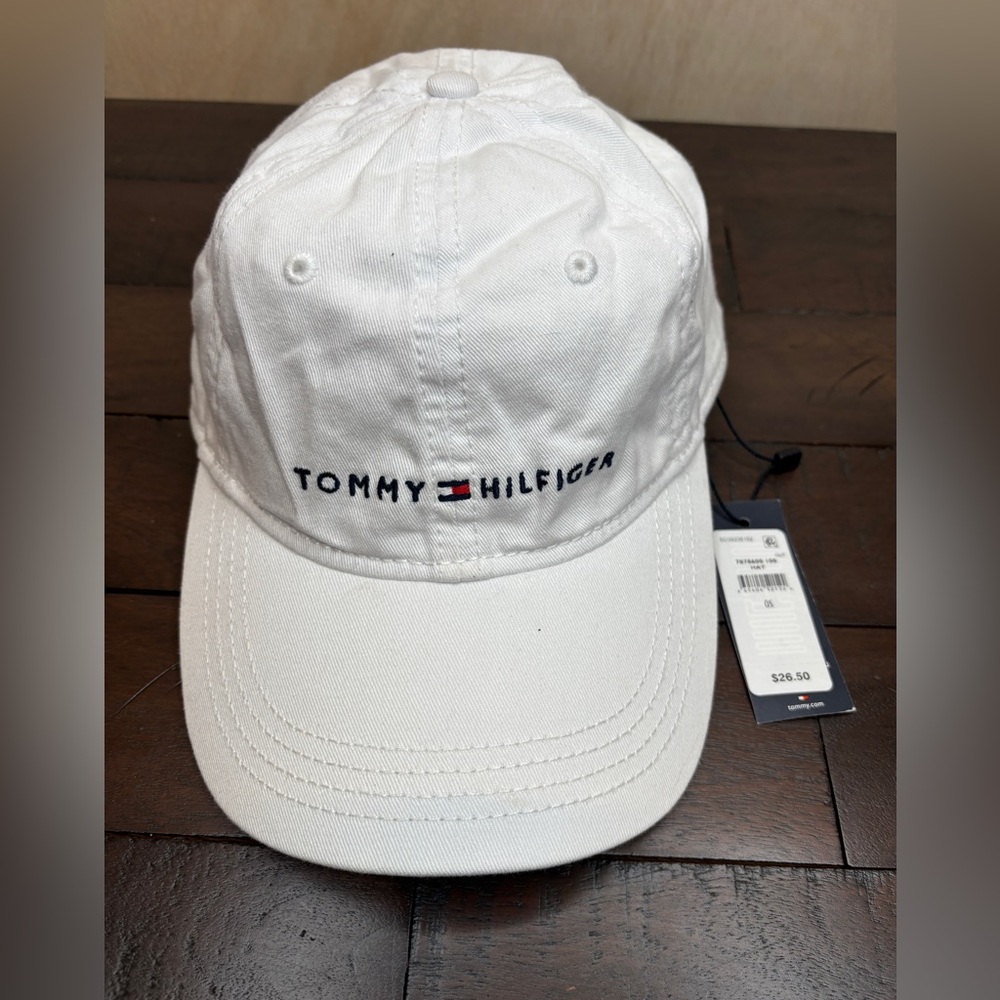 Tommy Hilfiger White Hat with Tags - slight discoloration on inside brim
